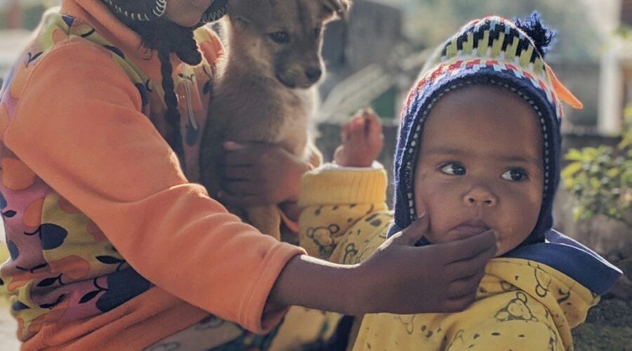 Travelling with kids or pets image time to travel